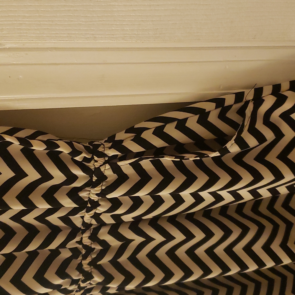 Dress - Picture 5 of 7